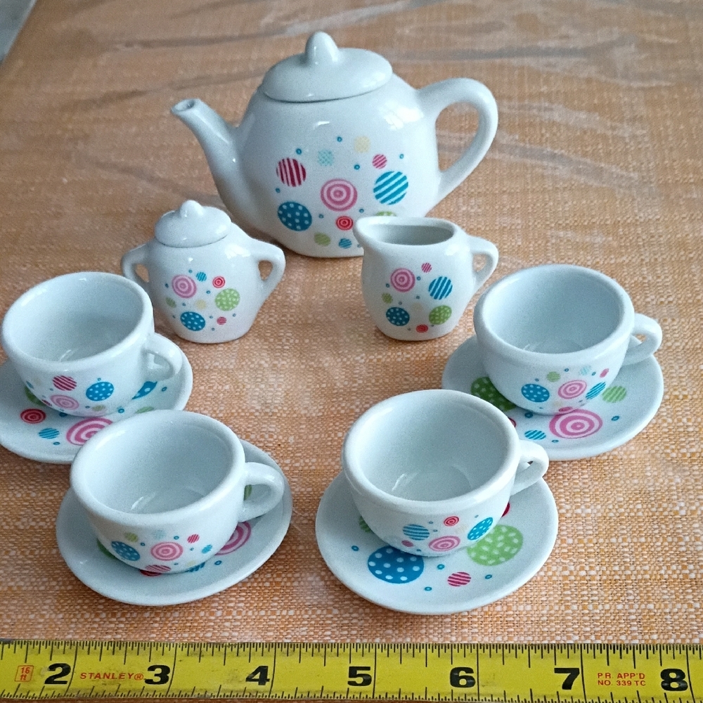 Colorful Porcelain Tea Set - Picture 5 of 5